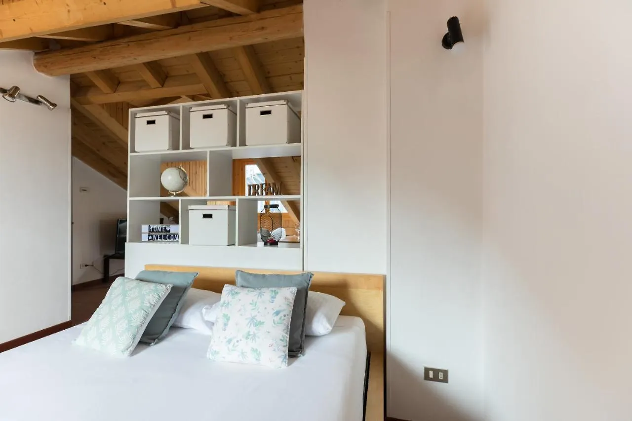 Milano Apartments Navigli Mortara 0*, מילאנו