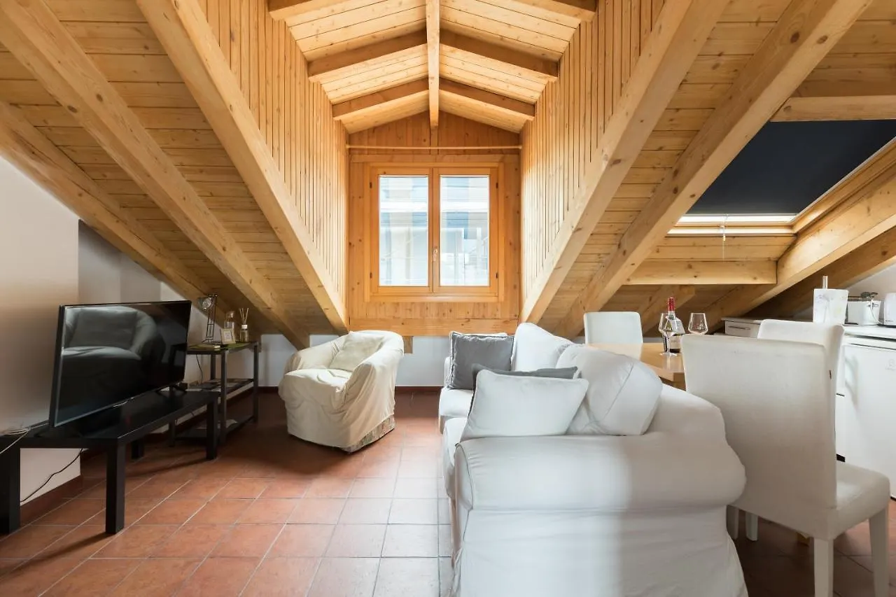 Milano Apartments Navigli Mortara איטליה