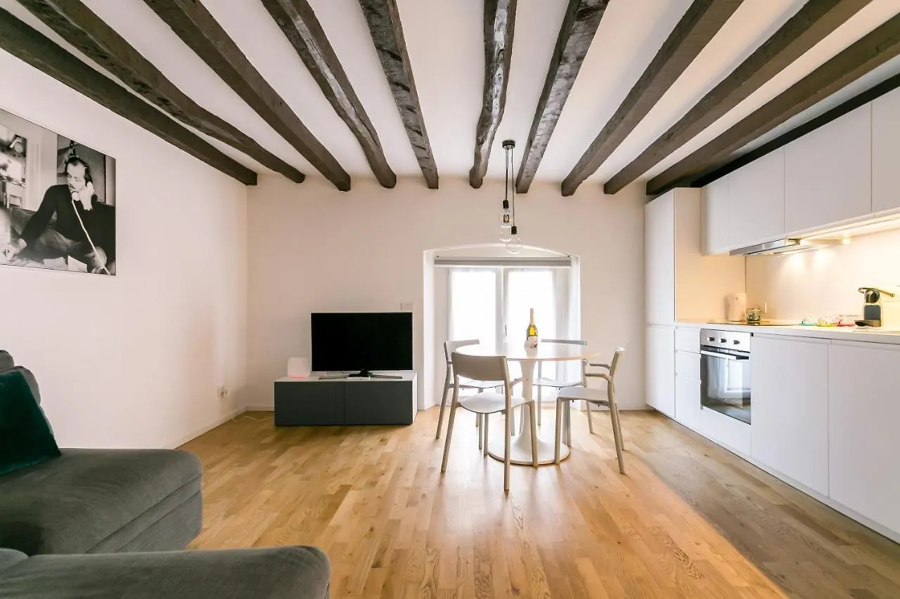 Milano Apartments Navigli Mortara 0*, Milánó Olaszország